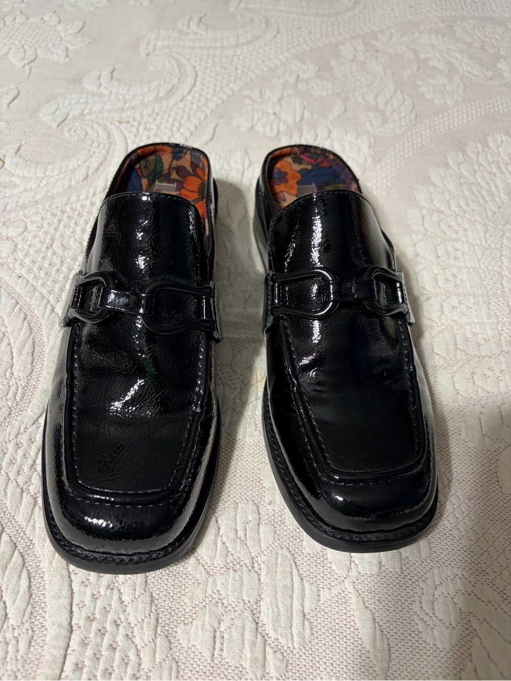 Korks loafer mule black patent size 7 worn 1x Very comfy - just too many shoes